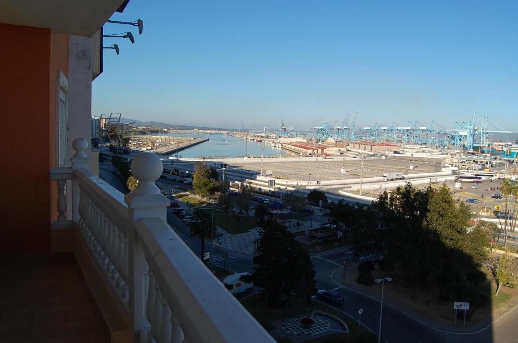 Hotel Marina Victoria Algeciras Szoba fotó